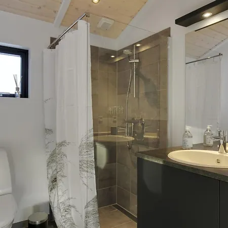Vanamo - 300m From The Sea By Interhome Feriehus
