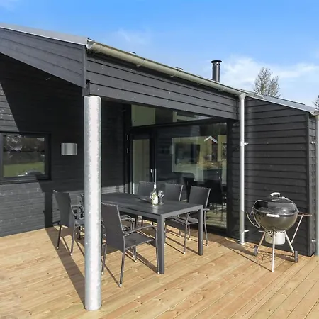 Vanamo - 300m From The Sea By Interhome Løkken